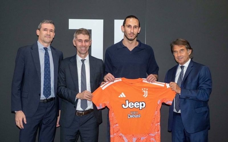 ⚪️⚫️ UFFICIALE: Grabara è un nuovo portiere della Juventus!