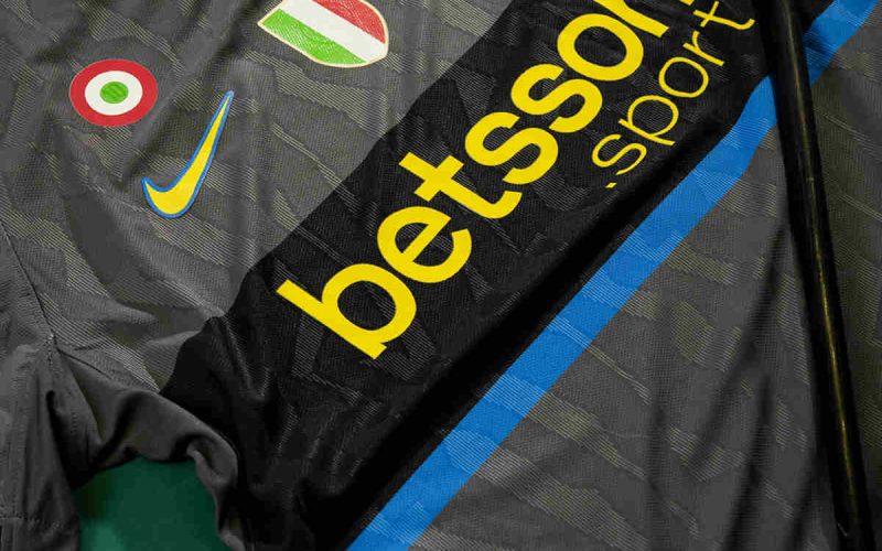 📸 L’Inter presenta la terza maglia: “Creata per essere ricordata!” Effetto 😍