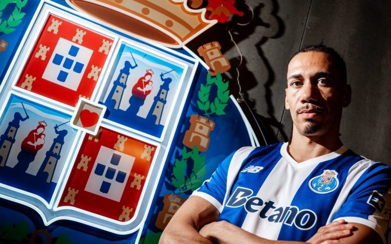 🤝 UFFICIALE: l’ex Roma Smalling è un nuovo calciatore del Porto!
