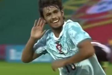😍 EUROGOL in rovesciata! Tutti pazzi per Mora in Portogallo 🎥