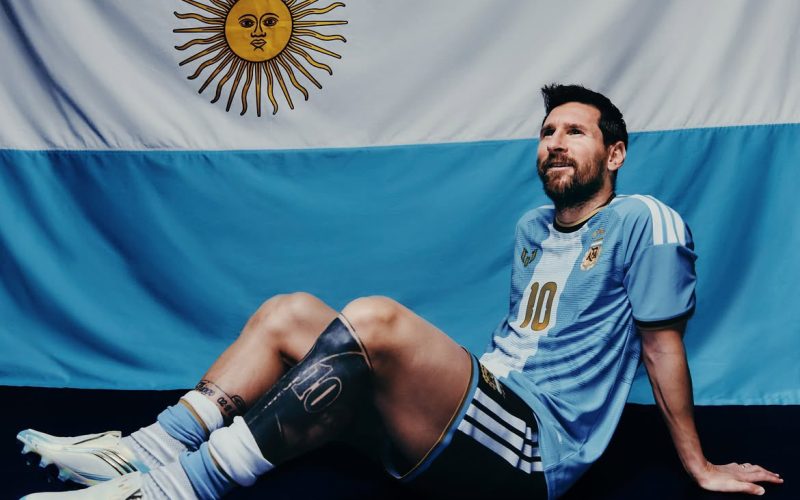 📸 L’Argentina prepara una maglia STORICA per l’addio di Messi: le prime immagini