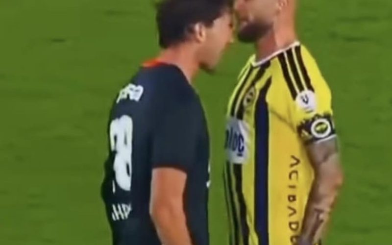 💥 STORIE TESE Vlahovic-Skriniar: RISSA e testa a testa in Fenerbahce-Besiktas!