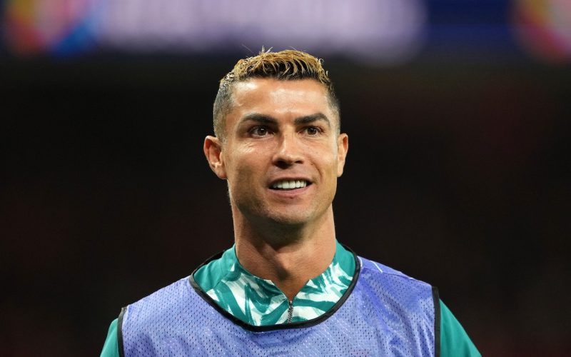 💥 Ronaldo SNOBBA Messi: “Calciatore del calibro di Pelé e Maradona”. Leo non citato
