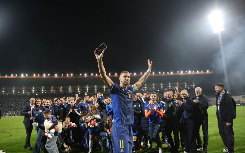 🎥 The Last Dance di Dzeko con la Bosnia SPETTACOLARE: torcida per la leggenda