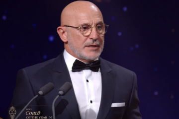 🏆 Luis de la Fuente è il miglior allenatore dell’anno!