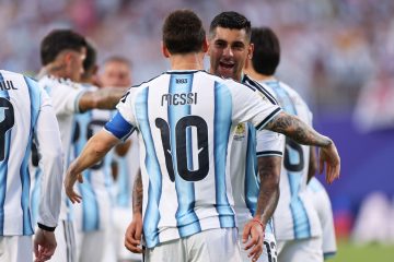 👑 Romero INCORONA Messi: “Mai più uno come lui, è il più grande di tutti i tempi. Un esempio per noi”