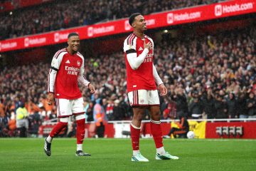 🔥 Arsenal INARRESTABILE, Konsa e Gabriel ABBATTONO l’Everton! Agganciato il City