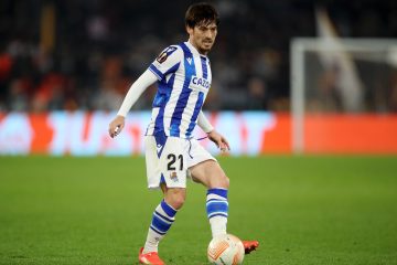 🤯 David Silva TORNA a giocare: firma con una squadra di Hong Kong a 3️⃣ anni dal ritiro dal calcio!