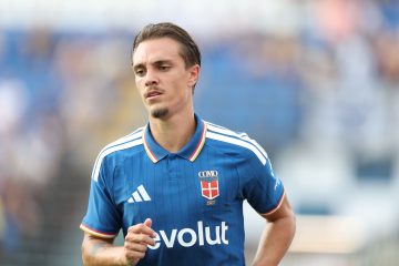 ↔️ Como, si va verso un cambio in lista UEFA: Caqueret favorito per sostituire Jesus Rodriguez