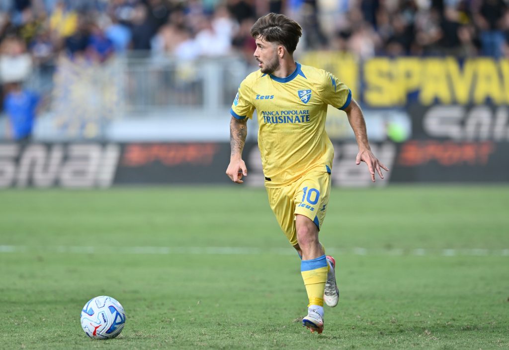 🗣️ Frosinone, Schmid: “Alvini ci spinge per andare al limite! Raimondo? Una specie di CR7…”