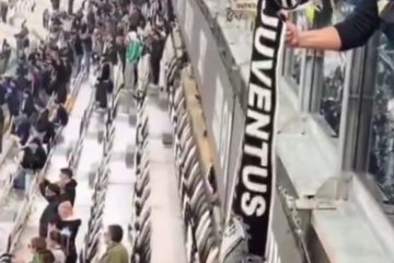 😨 Scene SURREALI al termine di Juventus-Lazio: alcuni tifosi bruciano delle sciarpe bianconere