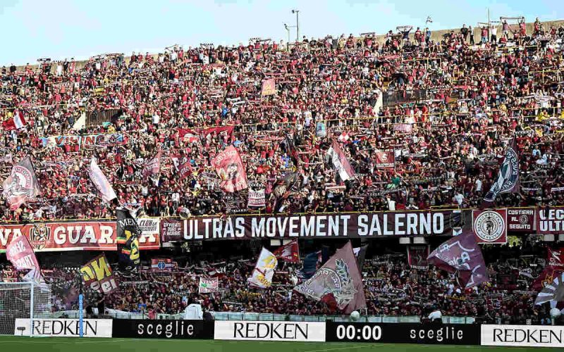 🫂 Prosegue il gemellaggio STORICO tra Salernitana e Bari: le immagini sono 😍